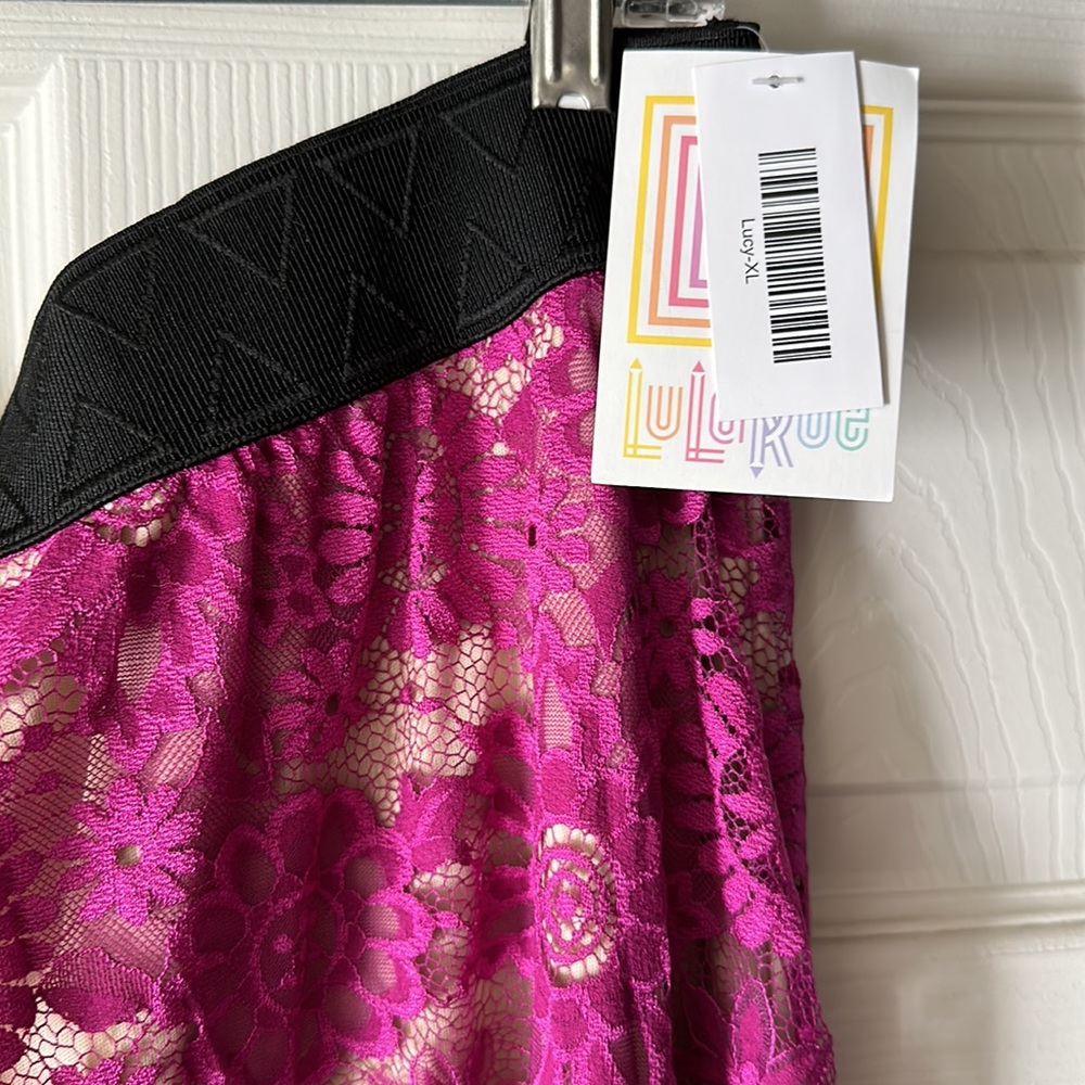 Brand new w tags Lularoe Lucy maxi skirt. Size XL - Picture 3 of 3